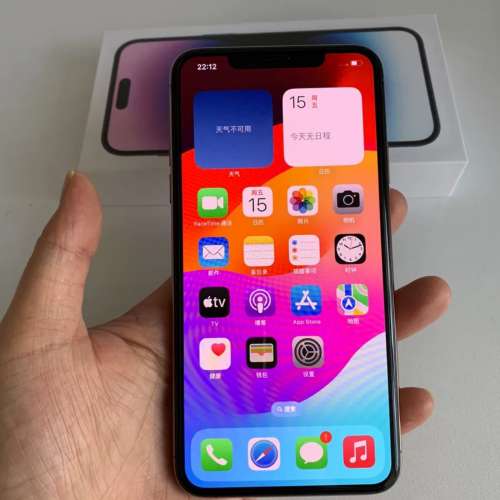 Iphone 11 pro Max 512G ，電池100 % 健康度，已貼上全新玻璃鋼化貼及保護套！