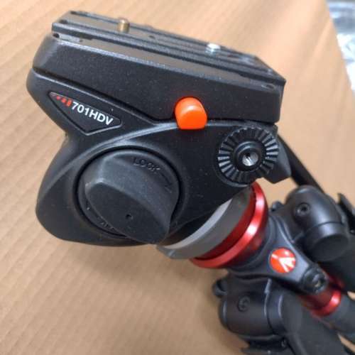 Manfrotto 701hdv, 547bk 動態錄影專業腳架套組