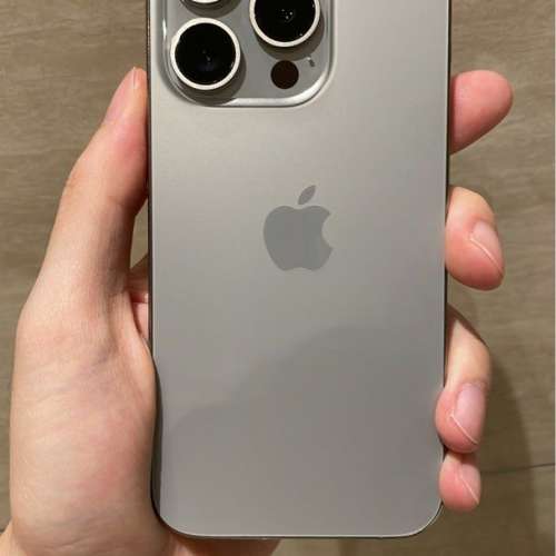 iPhone 15 pro 256gb 原鈦色