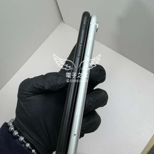 (最平XR 雙卡)Apple Iphone XR 64 128 256 黑 紅 白 😍  香港行貨，實體雙卡