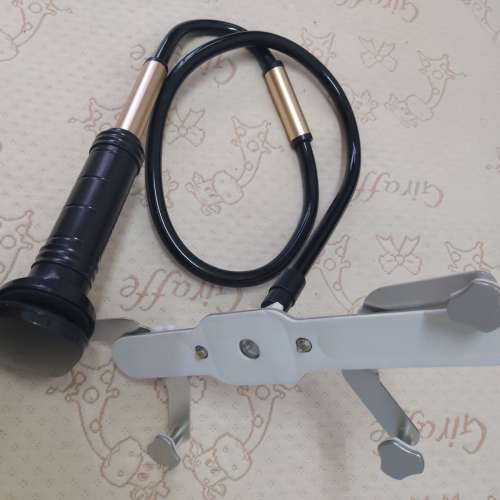 98% NEW黑色+銀色蘋果iPad平板支撐架 平板支架 手機支架 手機架 支撐架 懶人支架