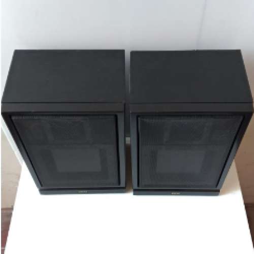 AKAI 雅佳二路分音音箱一對