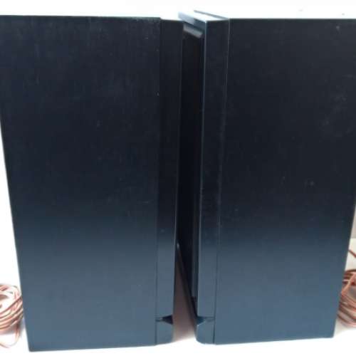 AKAI 雅佳二路分音音箱一對