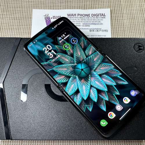 Moto RAZR 2022 5G *( 12+512GB ) 黑色*98%new ! 有盒，跟購買單據，火牛X1 , USB ...