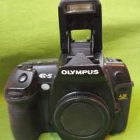 Olympus E5 body E-5 Four Thirds System
