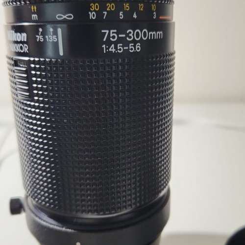 放三支逾90%新原廠NIKON AF 70-300mm G及ED鏡及75-300mm f4.5-5.6鏡=$600(平個支)