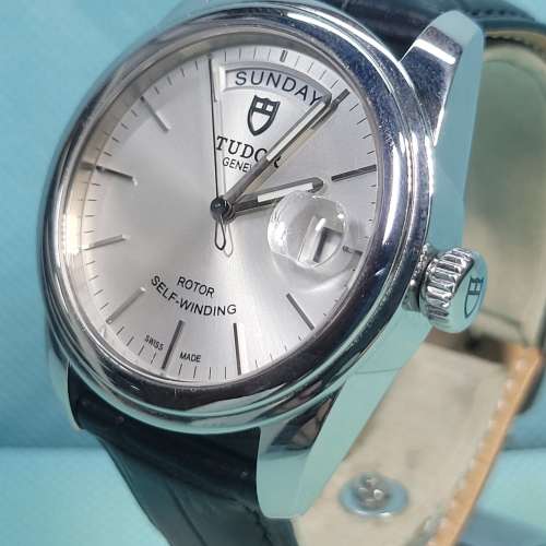 TUDOR Glamour Date Day automatic watch.