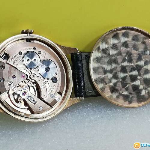 中古Omega 18k solid gold 機械上鏈腕錶