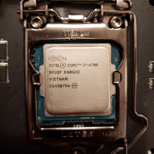 i7-4790, Z97, DDR3-1600 32GB
