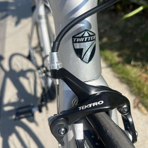 TWITTER THUNDER RS 22速 C剎 碳纖維公路車 送水架前後蛙燈