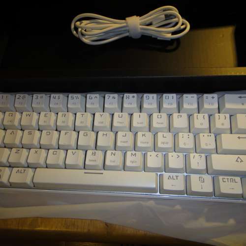 Awei KB-1 61 鍵鍵盤 有線、藍芽