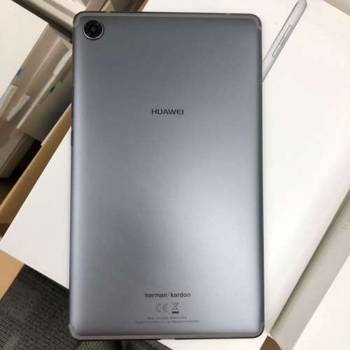HUAWEI 華為 MediaPad M5 8.4 LTE 插SIM卡版