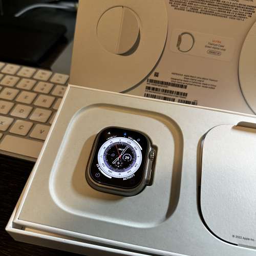 95%新Apple Watch Watch Ultra 49mm Gps + Cellular港版行貨全套配件地鐵站交收