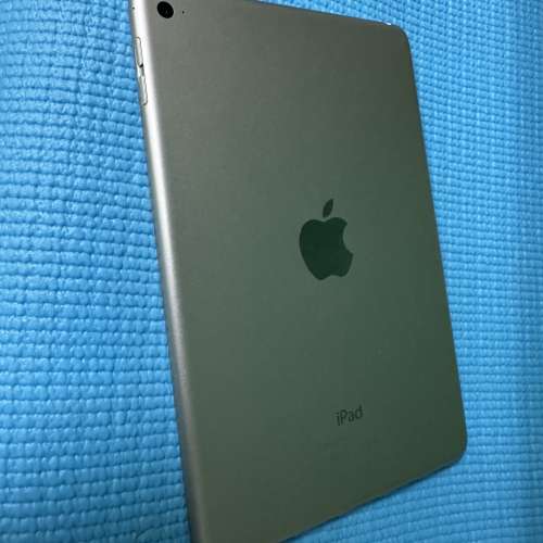 iPad mini 4 64Gb 金色
