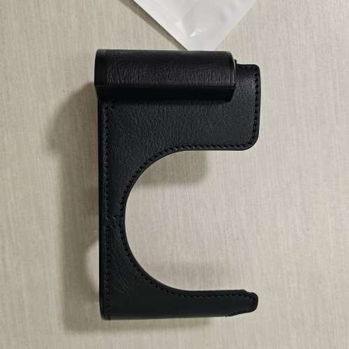 Leica Q3 case (millcase)