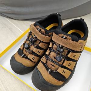 Keen Newport 兒童行山鞋 EU37