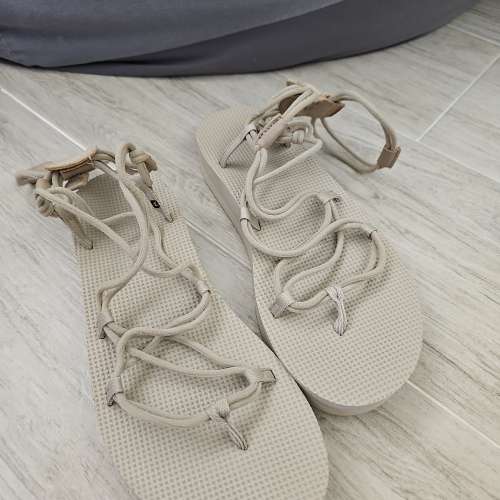 Teva 厚底羅馬繩鞋 EU 39 / UK 6 / US 8