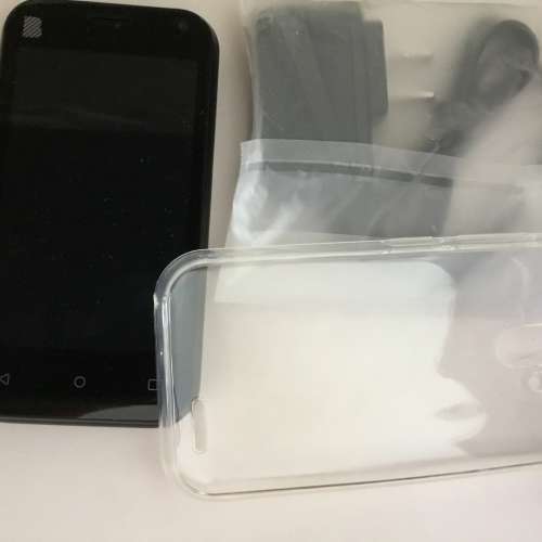 BLU Advance L5 智能電話 $200