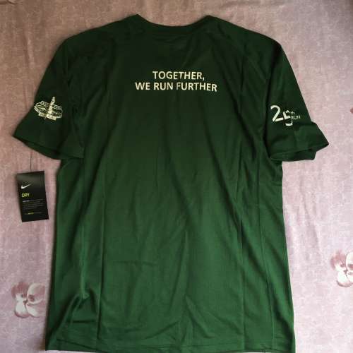 全新 2023年 渣打馬拉松T恤 Nike T Shirt 跑步衫