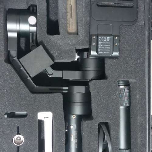 智雲 Crane 無反相機手持三軸雲台穩定器