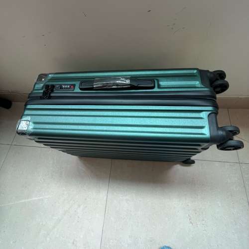 Luggage 行李箱 / 旅行喼 22‘’