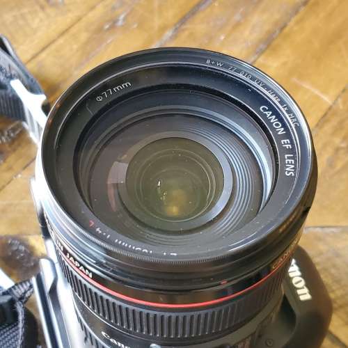 Canon EOS 5D Mark III with CANON LENS EF24-105mm f/4.0 IS U