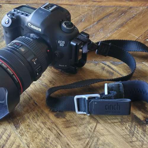 Canon EOS 5D Mark III with CANON LENS EF24-105mm f/4.0 IS U