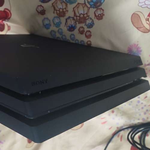 新淨 PS4 pro 1 TB