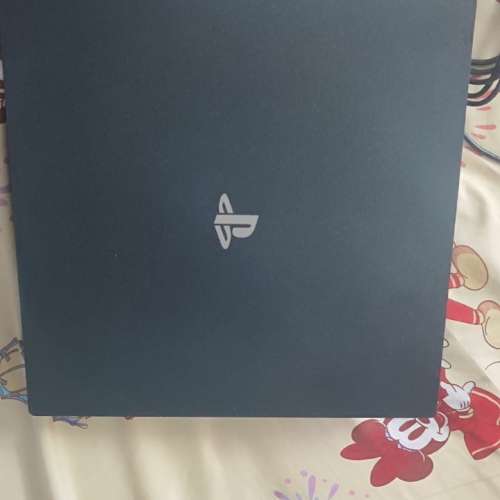 新淨 PS4 pro 1 TB
