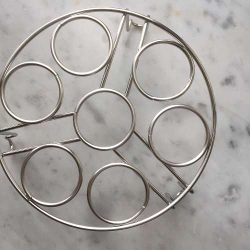 $20 全新 304不鏽鋼食品用蒸蛋架 - 高腳 (15cm 直徑, 7cm 高)