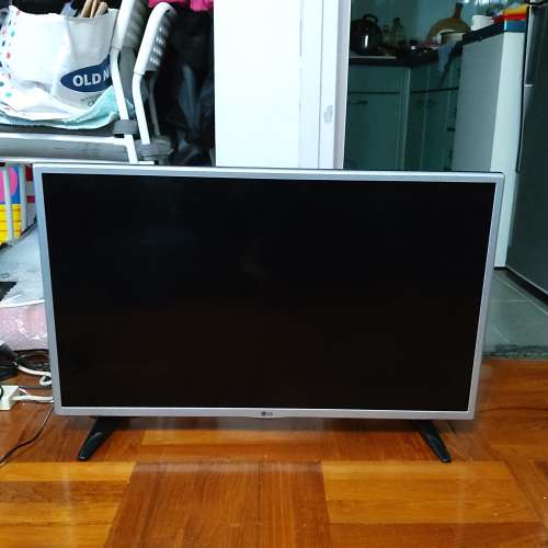 LG 32” 智能 LED iDTV
