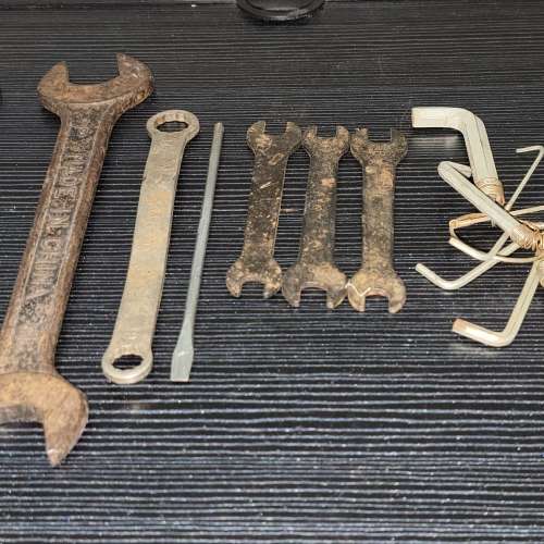 金屬工具 士巴拿 扳頭扳手 六角钥匙 Metal Tools Spanner Hex Key ***一套價 Total...