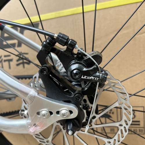 Fisher 20吋 碟剎 皮帶車傳動車 兒童單車 送水架叮叮前後蛙燈