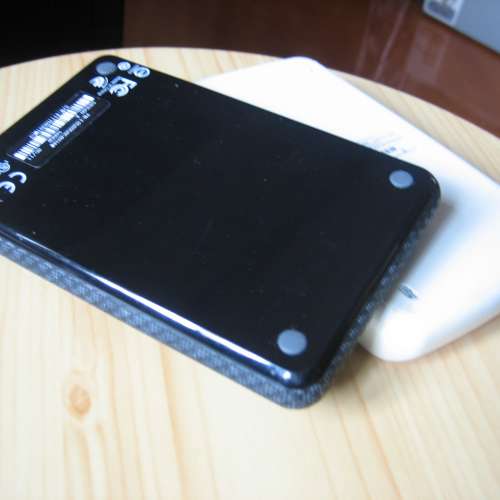 2.5" 外置硬盤共2個 500G x 2pcs.