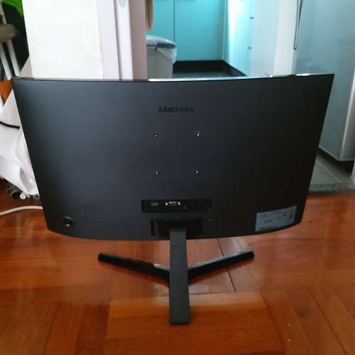 Samsung 24” LED 曲Monitor