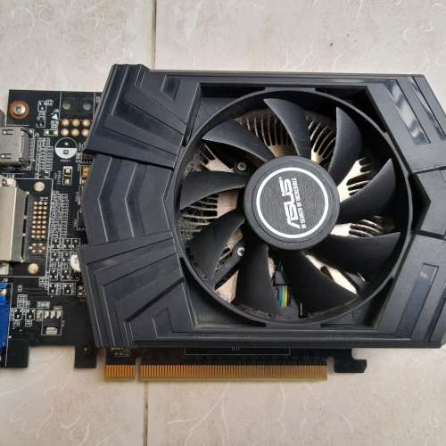 華碩GTX750 1g 顯咭一張