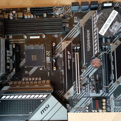 MSI MAG X570 TOMAHAWK WIFI