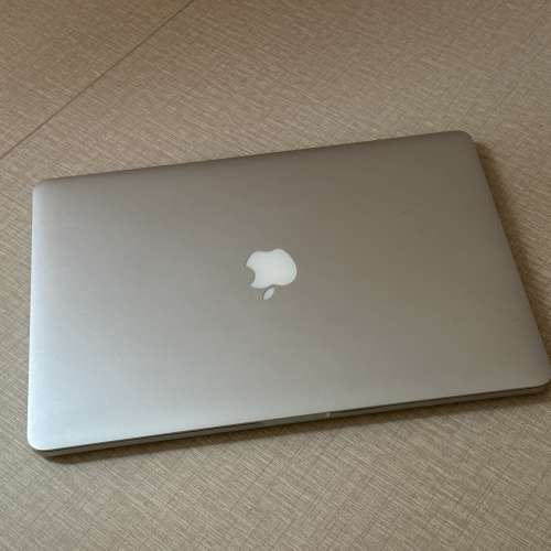 MacBook Pro late 2013, 15寸mon