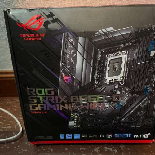 華碩 ROG STRIX B660-G  WIFI  DDR5 MATX主機板