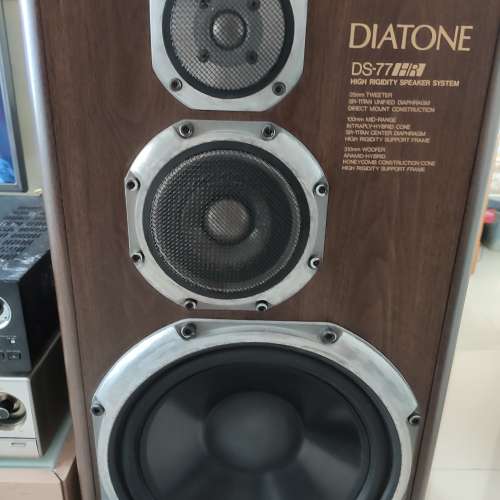 日本Diatone DS-77HR 喇叭連原廠腳架- 二手或全新揚聲器, 影音