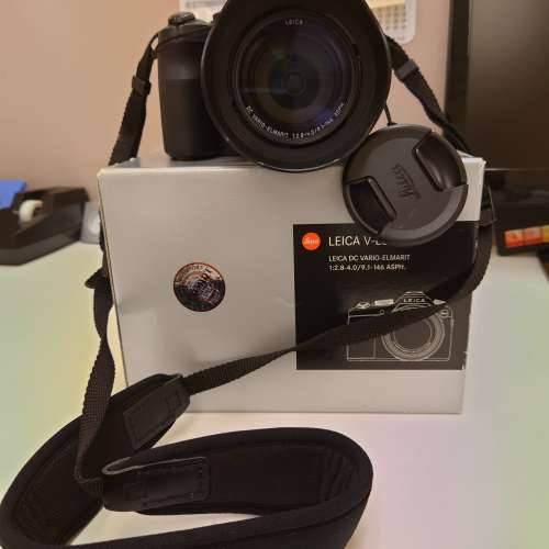 Leica V-Lux 114