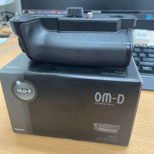 Olympus HLD-9 手抦 for OMD-EM1 mark ii / iii / mk2 mk3, 99% NEW