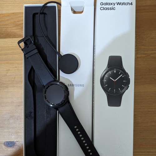 Samsung galaxy watch 4 classic 42mm 黑色