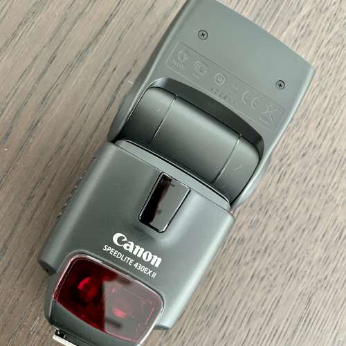 Canon 430EX 2 閃光燈，連所有原裝盒及配件，極少用，幾乎全新。