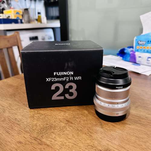Fujifilm FUJINON XF 23mm F2 R WR‎ 銀色