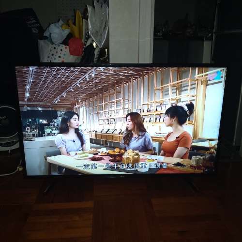 LG 49” 4K 智能 LED iDTV