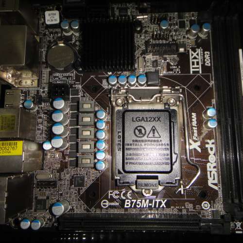 AsRock B75M-ITX 主機板 Socket 1155