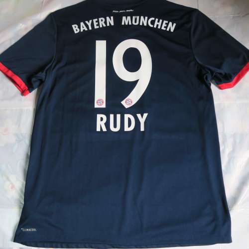 17/18 拜仁作客 x Rudy 連德甲章 size L