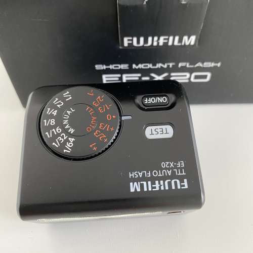 Fujifilm shoe mount flash EF- X20 @$600