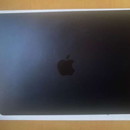 MacBook Air M2 午夜暗色